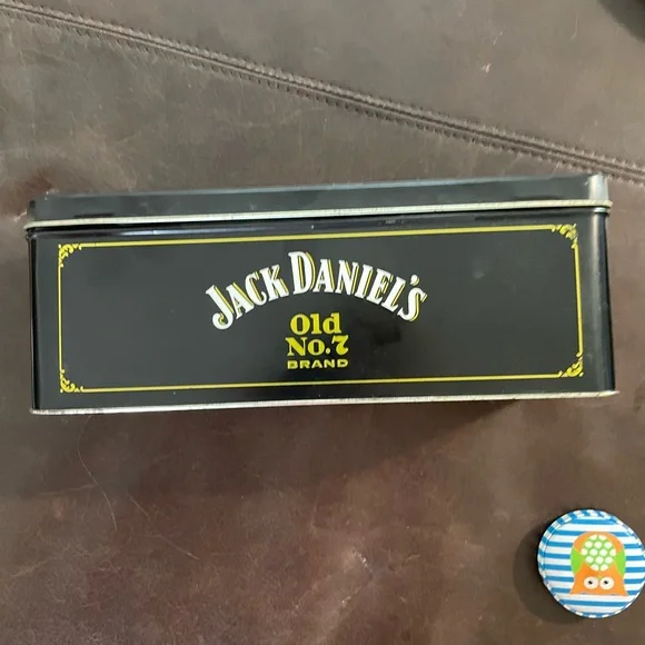 Jack Daniel’s Tin- VGUC - Picture 7 of 8